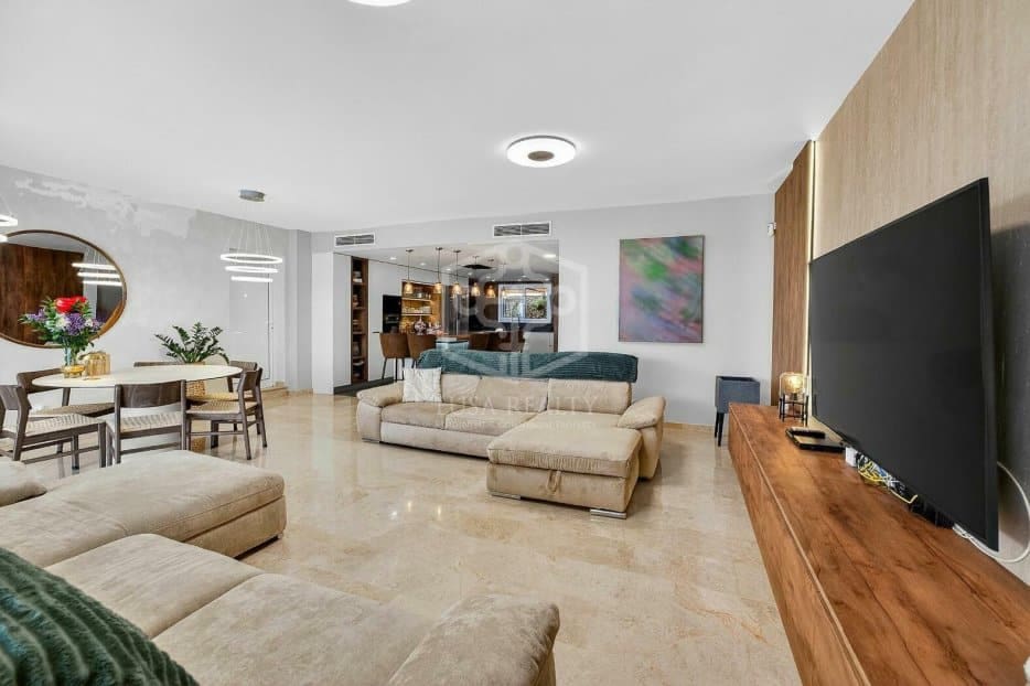 4 slaapkamer Huis te koop in Santiago del Teide met zwembad garage - € 940.000 (Ref: 9889631)