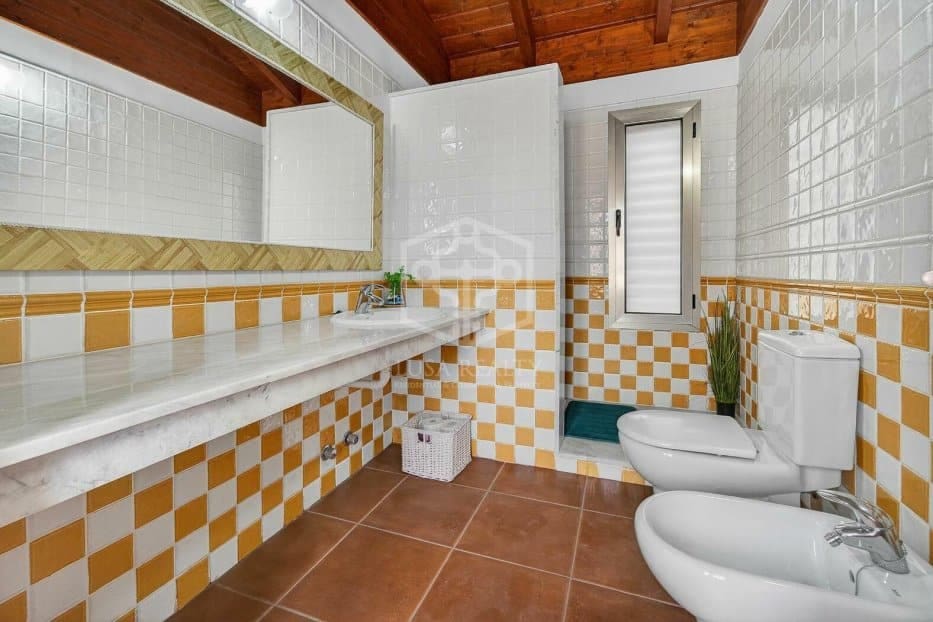 3 sovrum Villa till salu i Tacoronte med pool garage - 780 000 € (Ref: 9889632)