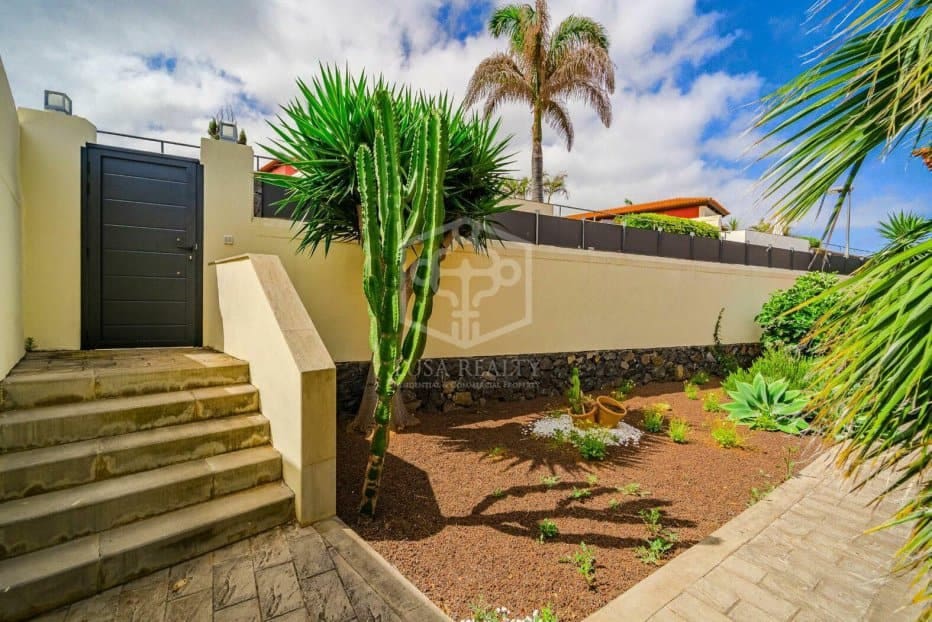 3 sovrum Villa till salu i Tacoronte med pool garage - 780 000 € (Ref: 9889632)