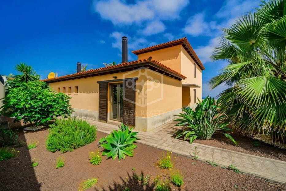 3 sovrum Villa till salu i Tacoronte med pool garage - 780 000 € (Ref: 9889632)