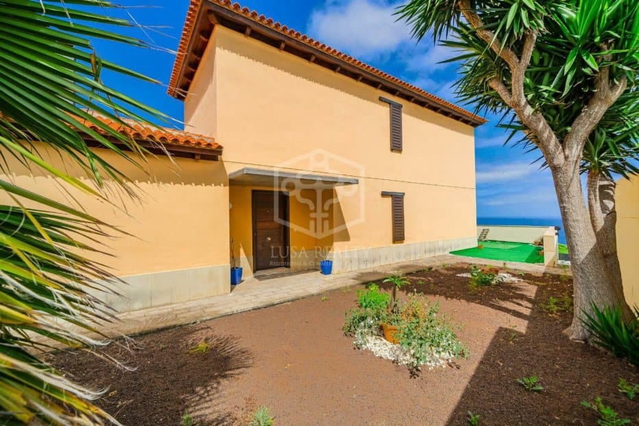 3 sovrum Villa till salu i Tacoronte med pool garage - 780 000 € (Ref: 9889632)