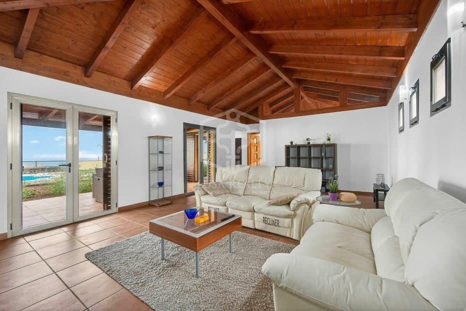 3 sovrum Villa till salu i Tacoronte med pool garage - 780 000 € (Ref: 9889632)