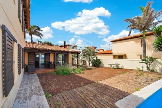 3 sovrum Villa till salu i Tacoronte med pool garage - 780 000 € (Ref: 9889632)