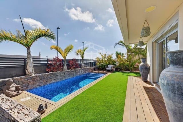 3 soveværelse Villa til salg i Chayofa, Arona med swimmingpool garage - € 925.000 (Ref: 9902688)