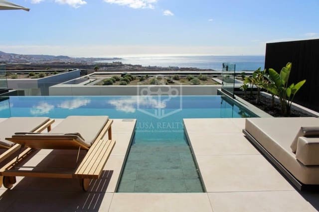 3 soveværelse Villa til salg i La Caleta Adeje, Adeje med swimmingpool - € 2.300.000 (Ref: 9919195)