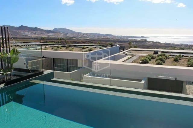 3 soveværelse Villa til salg i La Caleta Adeje, Adeje med swimmingpool - € 2.300.000 (Ref: 9919195)