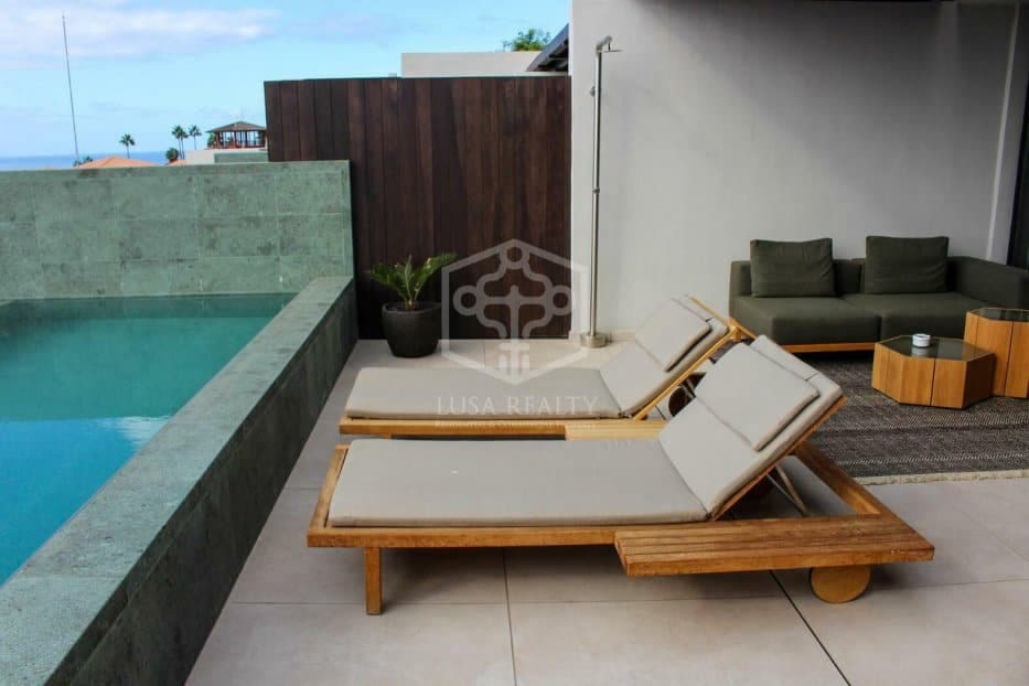2 chambre Villa/Maison à vendre à Adeje avec piscine - 1 125 000 € (Ref: 9919196)