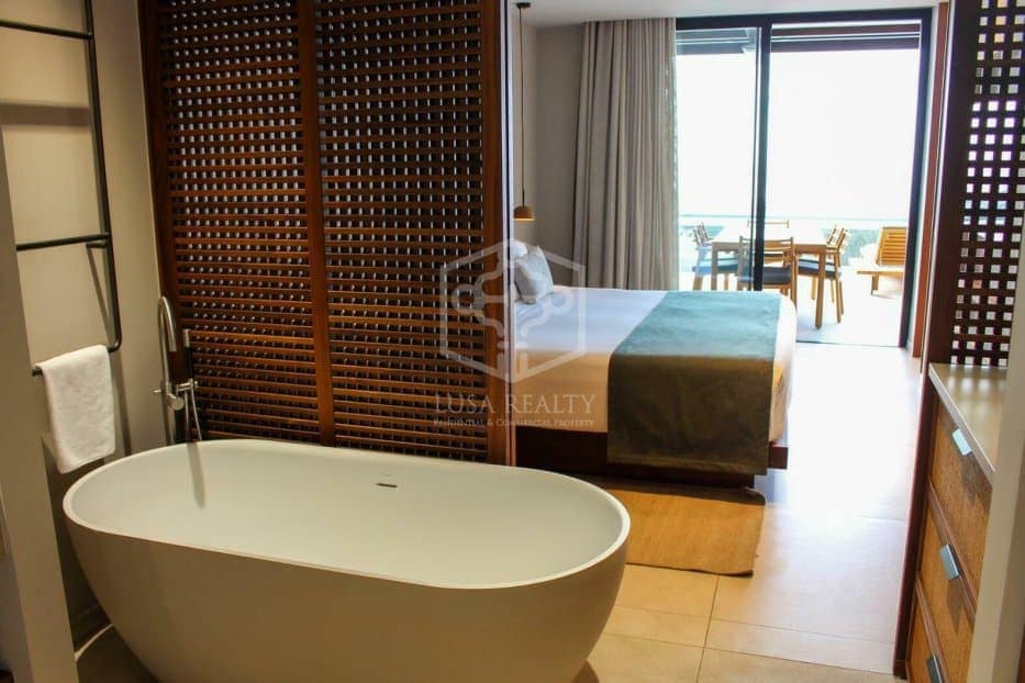 2 chambre Villa/Maison à vendre à Adeje avec piscine - 1 125 000 € (Ref: 9919196)