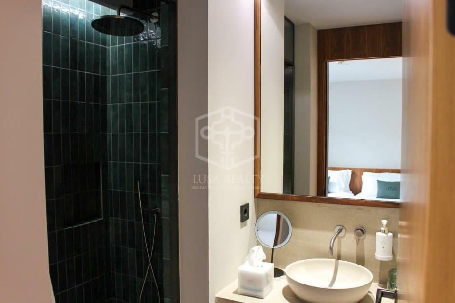 2 chambre Villa/Maison à vendre à Adeje avec piscine - 1 125 000 € (Ref: 9919196)