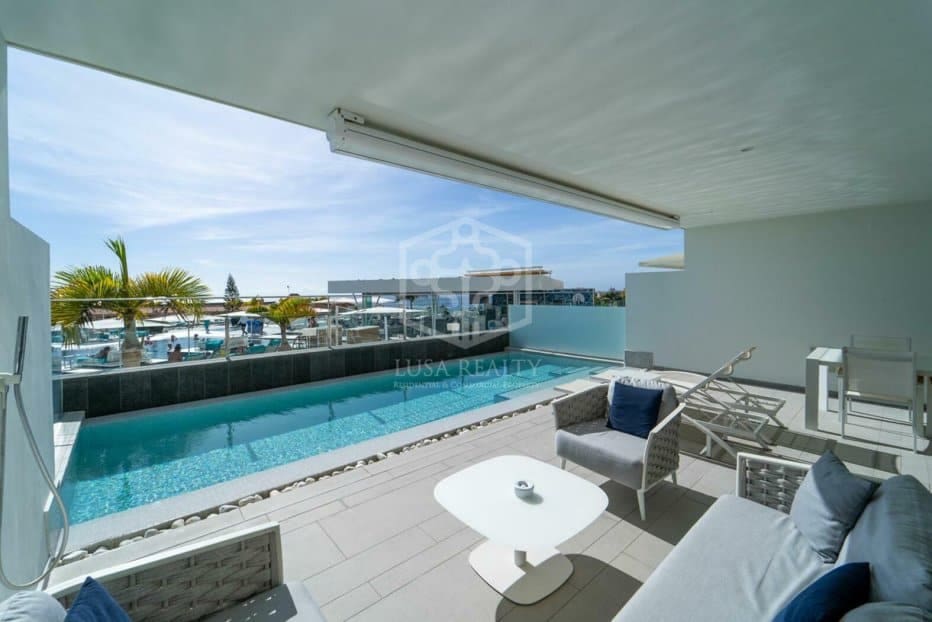 2 chambre Appartement à vendre à Adeje avec piscine - 1 095 000 € (Ref: 9919197)