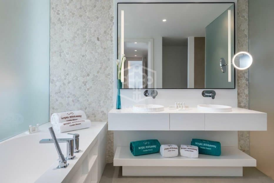 2 chambre Appartement à vendre à Adeje avec piscine - 1 095 000 € (Ref: 9919197)