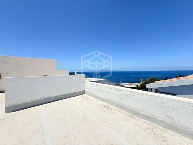 Kommersiell til salgs i Guía de Isora med garasje - € 14 950 000 (Ref: 9945006)