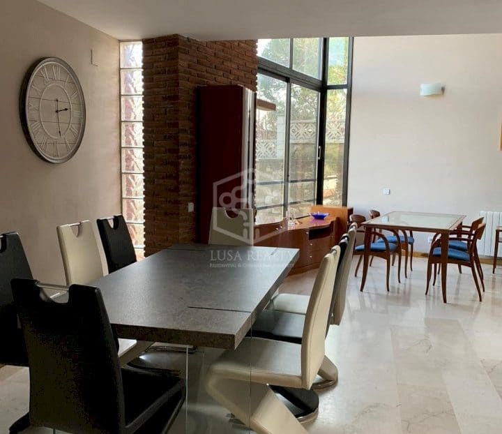 5 sypialnia Willa do wynajęcia w Castelldefels z basenem garażem - 4 900 € (Ref: 9950887)