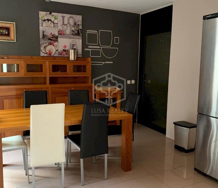 5 sypialnia Willa do wynajęcia w Castelldefels z basenem garażem - 4 900 € (Ref: 9950887)