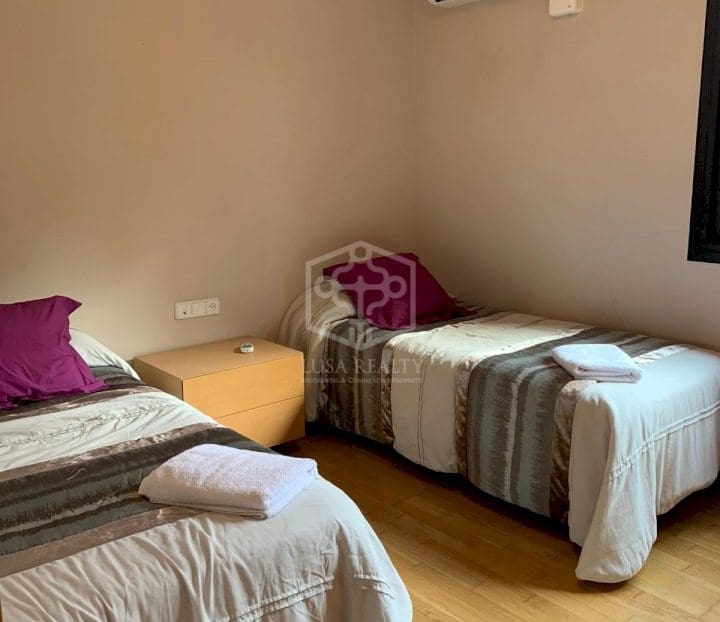 5 sypialnia Willa do wynajęcia w Castelldefels z basenem garażem - 4 900 € (Ref: 9950887)