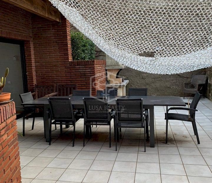 5 sypialnia Willa do wynajęcia w Castelldefels z basenem garażem - 4 900 € (Ref: 9950887)