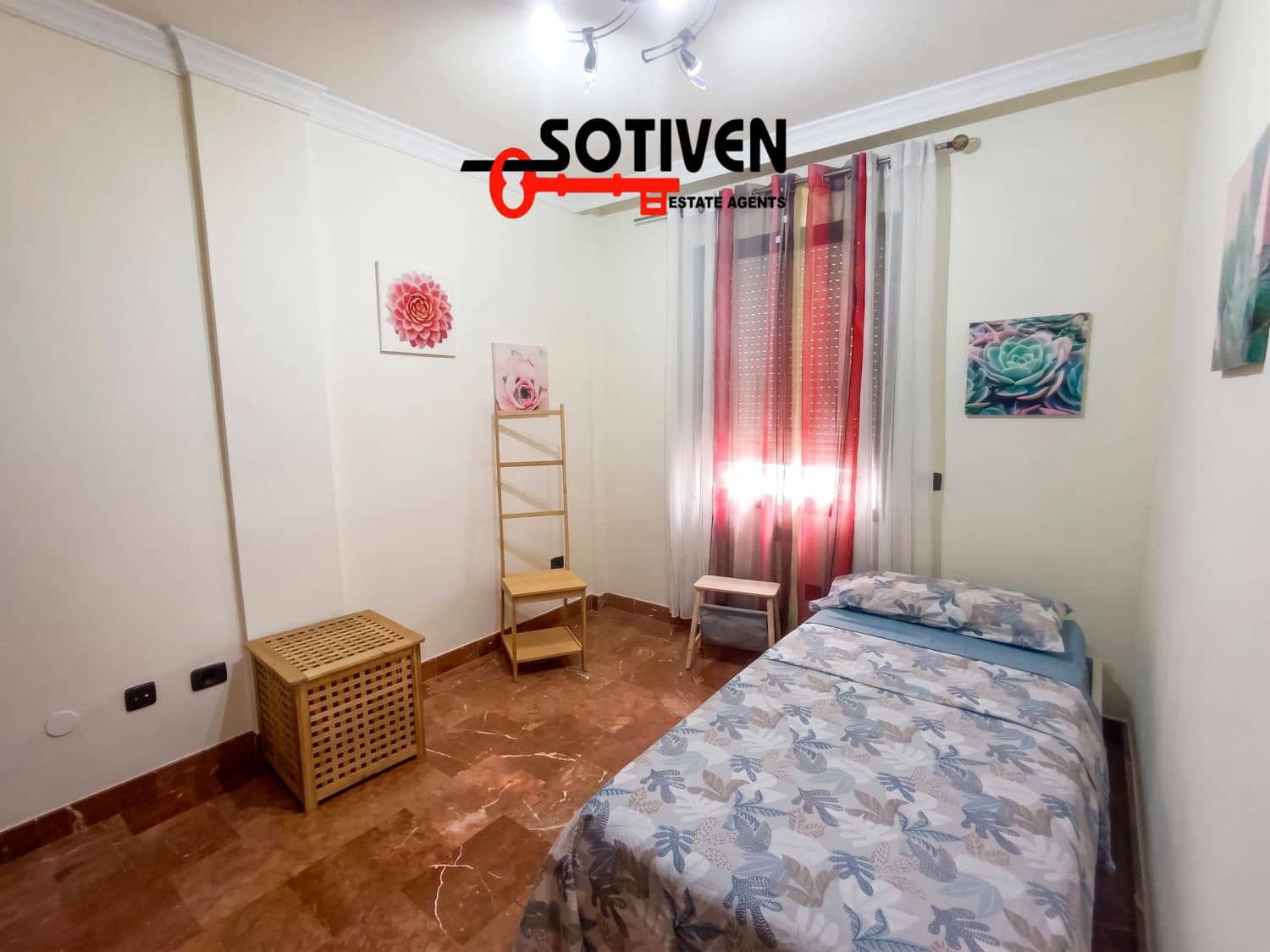 3 soverom Kjedet enebolig til leie i Adeje med svømmebasseng - € 2 600 (Ref: 10011079)
