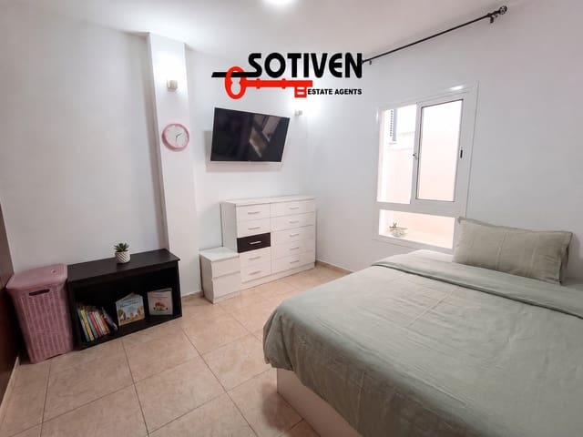 2 slaapkamer Appartement te koop in San Isidro de Abona, Granadilla de Abona - € 210.000 (Ref: 10015149)