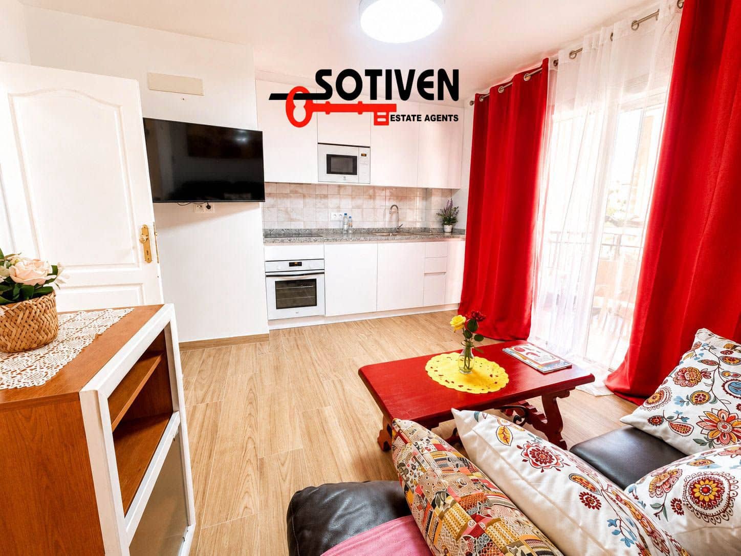 1 makuuhuone Huoneisto vuokrattavana paikassa Los Cristianos mukana uima-altaan - 1 600 € (Ref: 10061363)