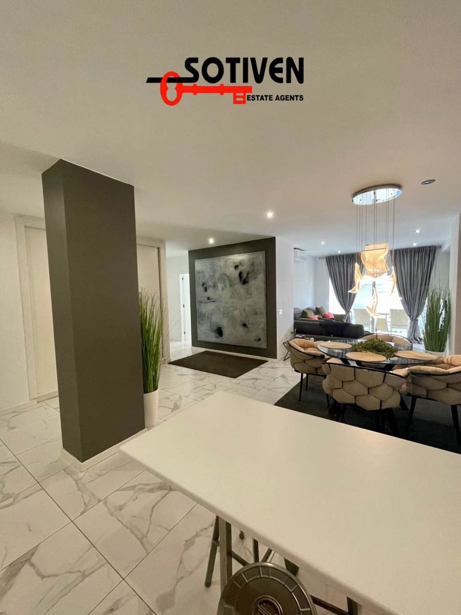 2 Zimmer Apartment zu verkaufen in Adeje - 340.000 € (Ref: 10080527)