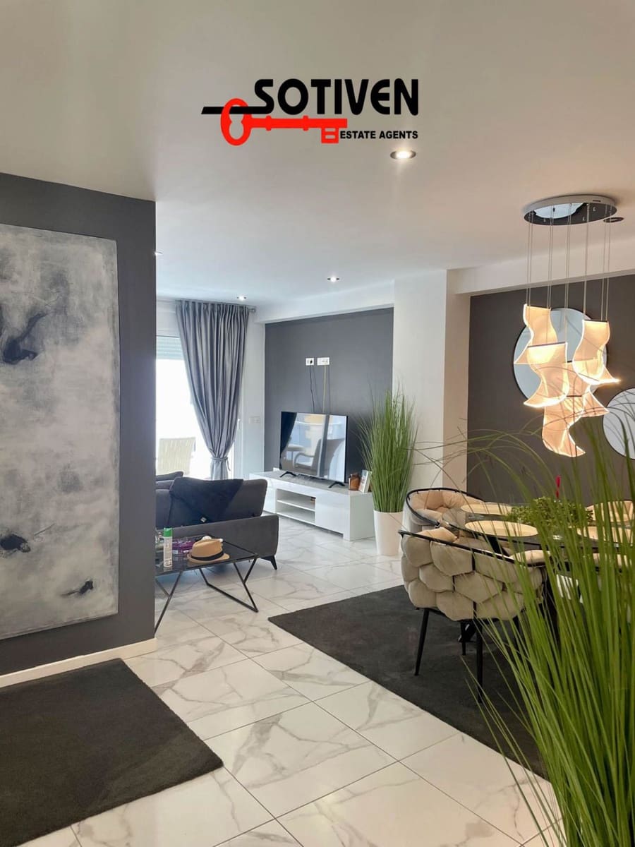 2 Zimmer Apartment zu verkaufen in Adeje - 340.000 € (Ref: 10080527)