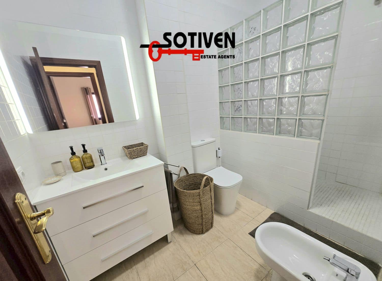 3 soveværelse Lejlighed til leje i Adeje med swimmingpool garage - € 2.900 (Ref: 10118845)