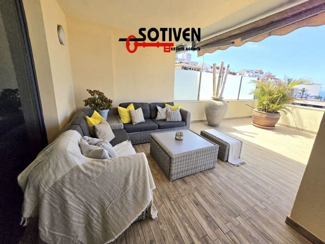 Ático de 2 habitaciones en Los Gigantes, Santiago del Teide en venta con piscina garaje - 670.000 € (Ref: 10118848)