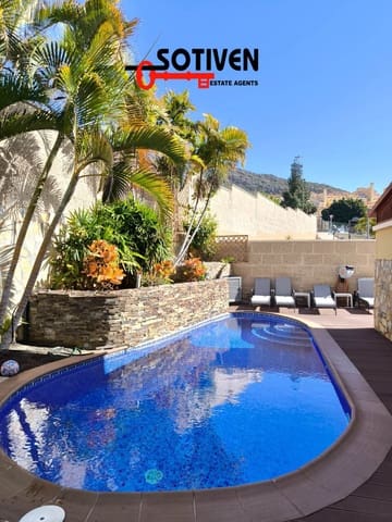 3 bedroom Semi-detached Villa for sale in El Madroñal, Adeje with pool garage - € 770,000 (Ref: 10139304)