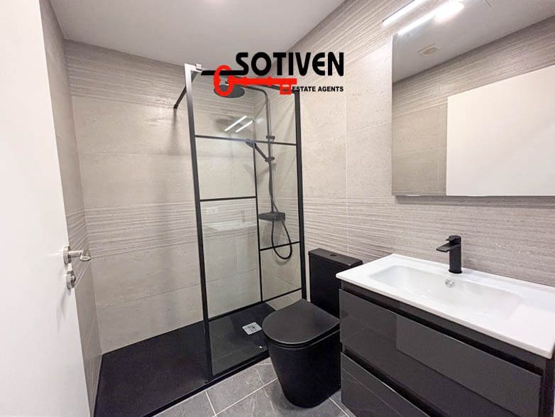 3 soveværelse Rækkehus til salg i Playa San Juan med garage - € 584.500 (Ref: 10141766)