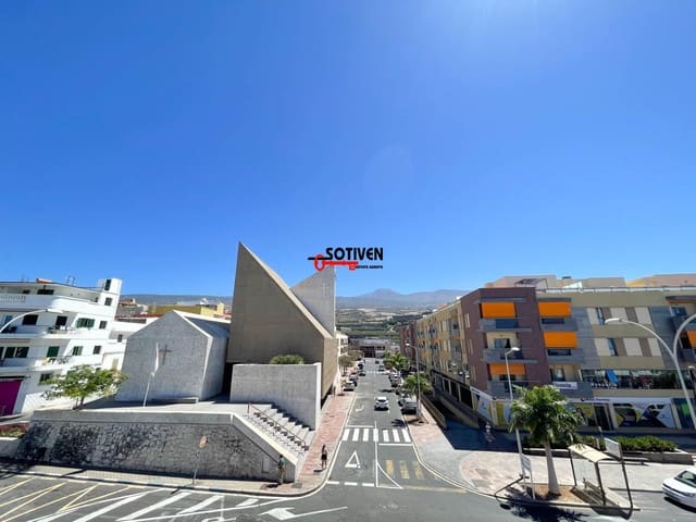 3 bedroom Apartment for rent in Alcala, Guía de Isora - € 1,800 (Ref: 10146347)