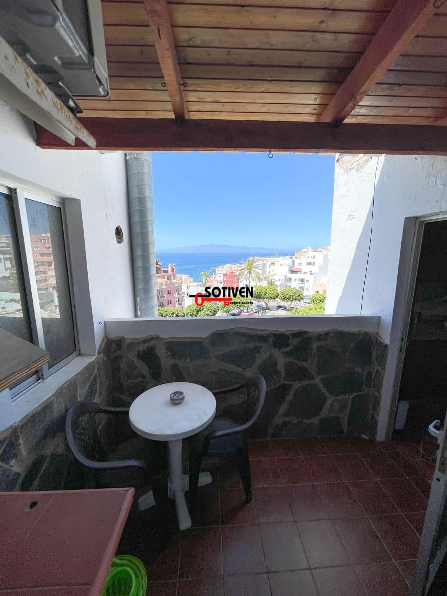 3 bedroom Apartment for rent in Alcala - € 1,800 (Ref: 10146347)