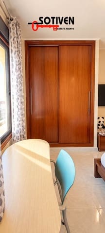 3 Zimmer Apartment zu verkaufen in El Medano, Granadilla de Abona mit Pool Garage - 350.000 € (Ref: 10146348)