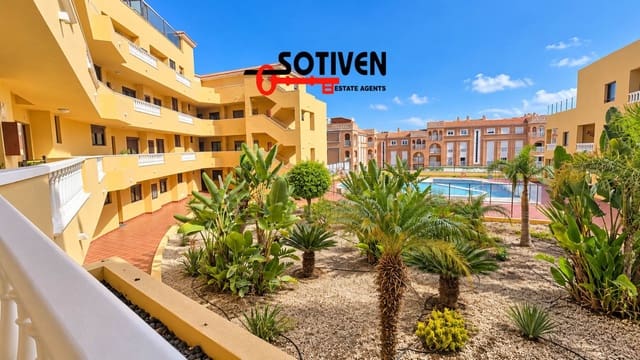 3 Zimmer Apartment zu verkaufen in El Medano, Granadilla de Abona mit Pool Garage - 350.000 € (Ref: 10146348)