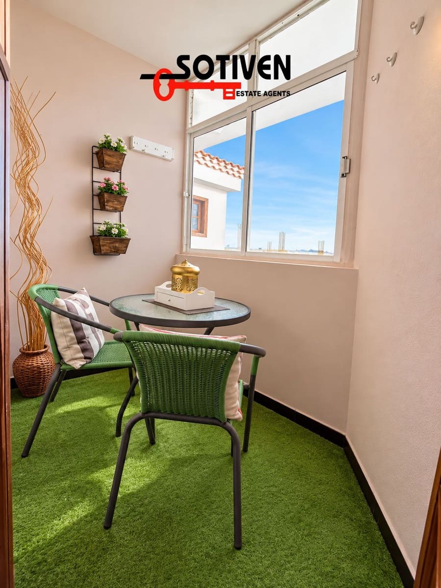 4 bedroom Apartment for sale in Adeje - € 298,000 (Ref: 10161061)
