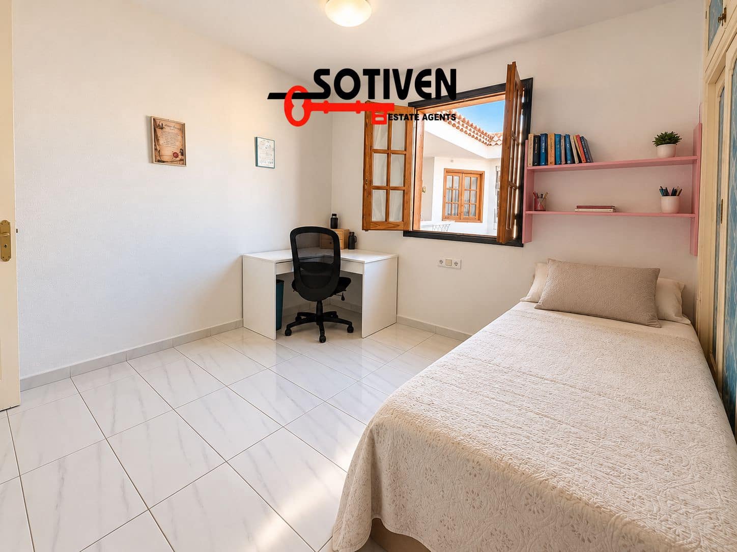 4 bedroom Apartment for sale in Adeje - € 298,000 (Ref: 10161061)