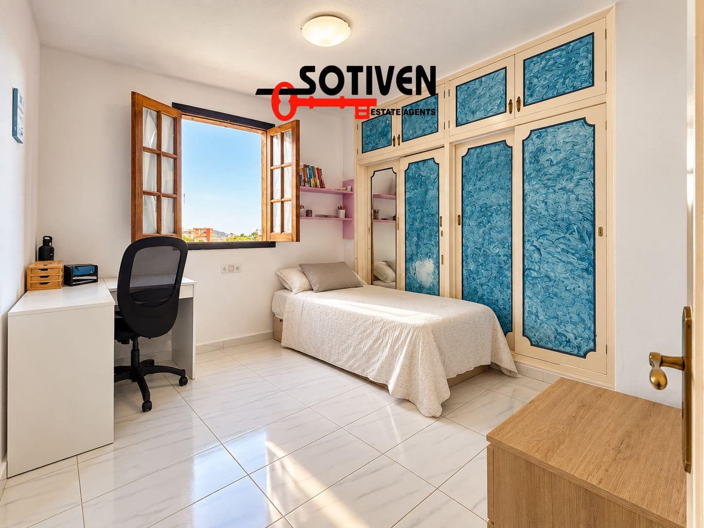 4 bedroom Apartment for sale in Adeje - € 298,000 (Ref: 10161061)