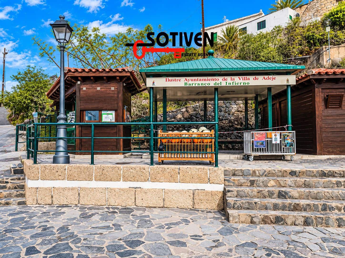4 bedroom Apartment for sale in Adeje - € 298,000 (Ref: 10161061)