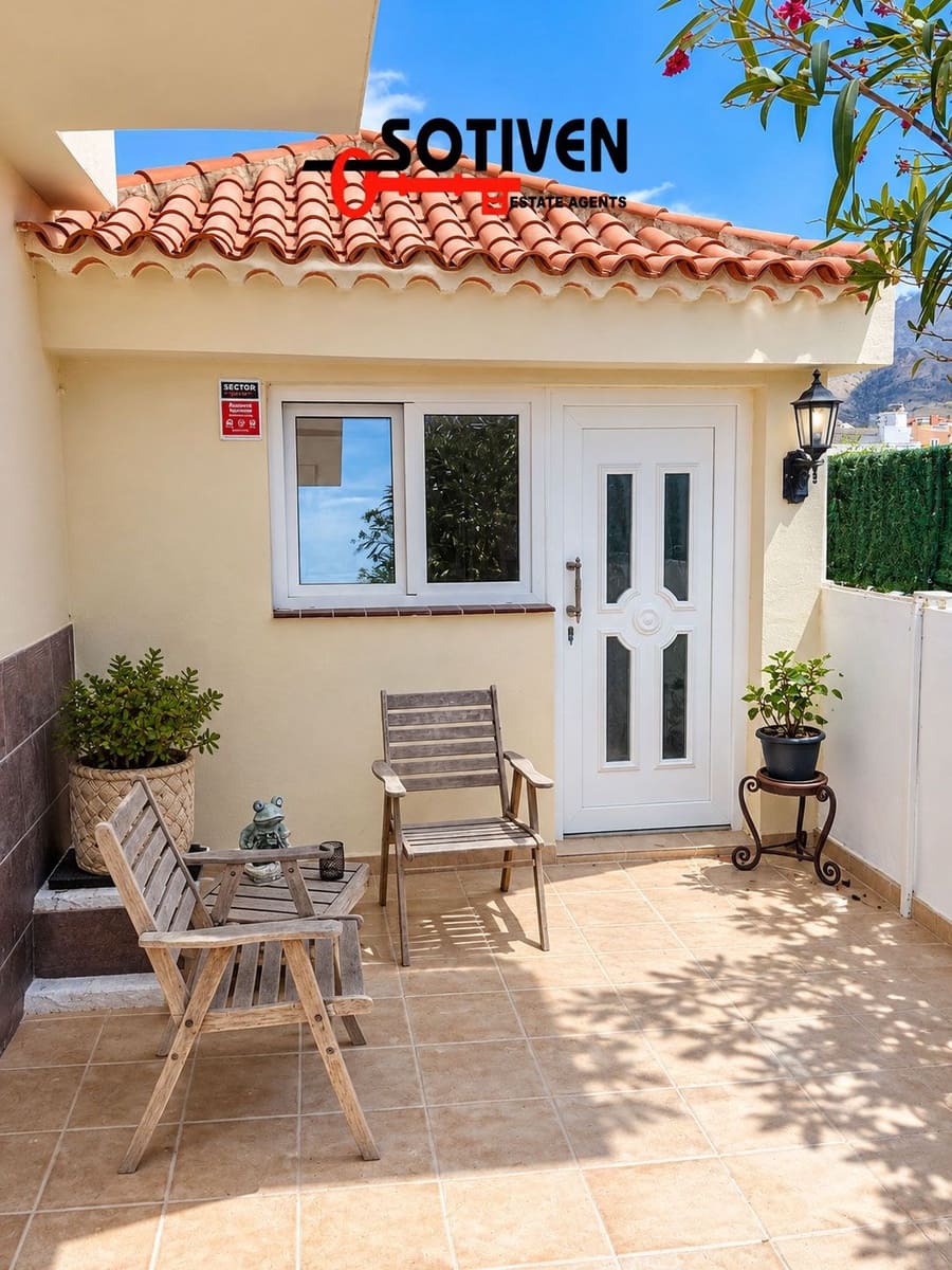 5 bedroom Villa for sale in Valle de San Lorenzo with pool garage - € 895,000 (Ref: 10168269)