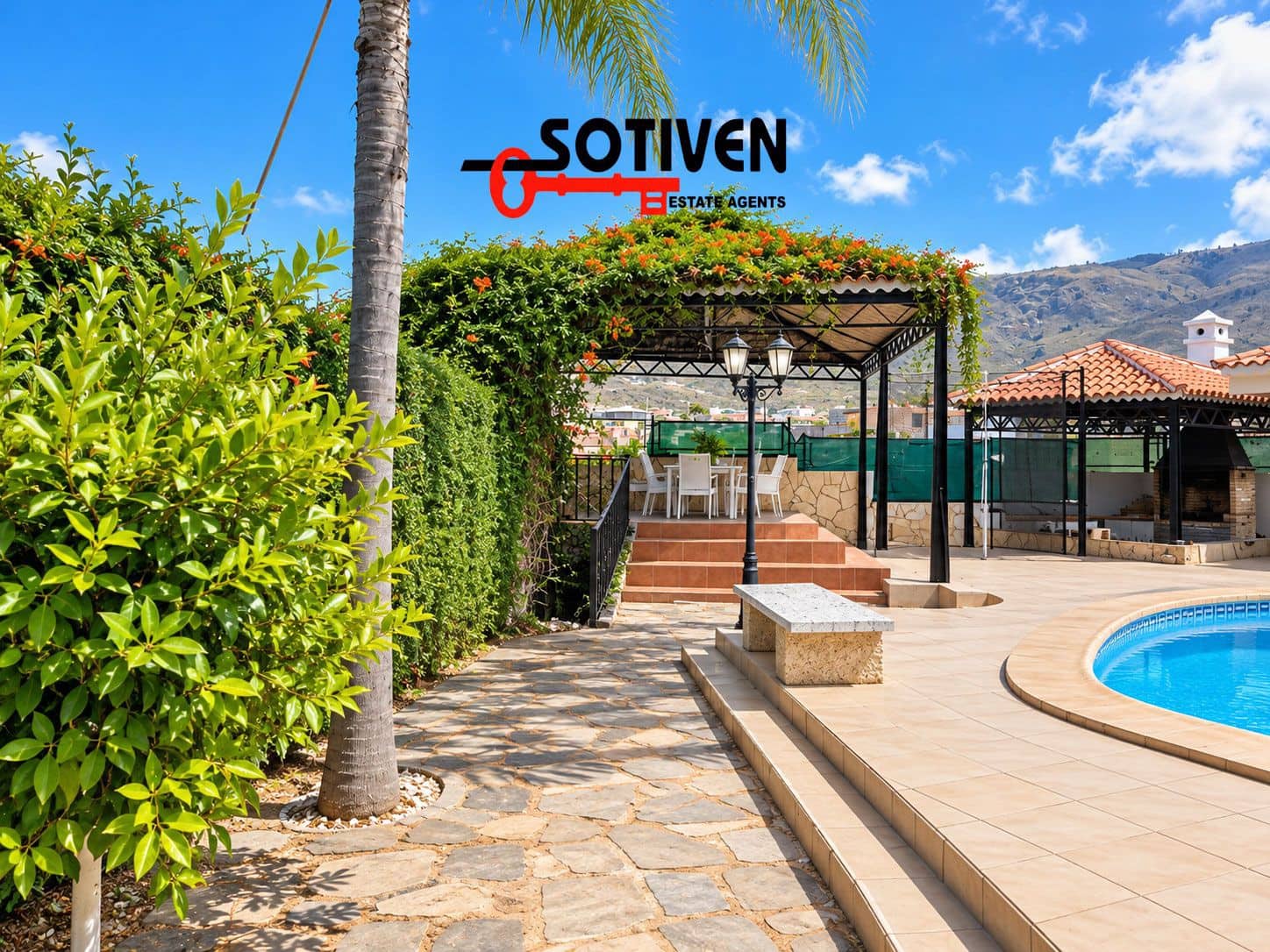 5 bedroom Villa for sale in Valle de San Lorenzo with pool garage - € 895,000 (Ref: 10168269)