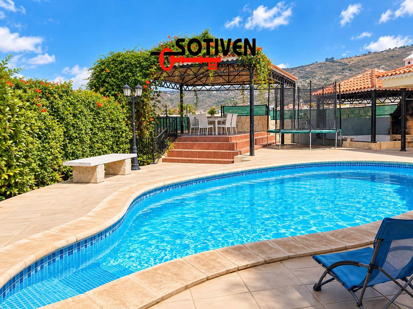 5 bedroom Villa for sale in Valle de San Lorenzo with pool garage - € 895,000 (Ref: 10168269)