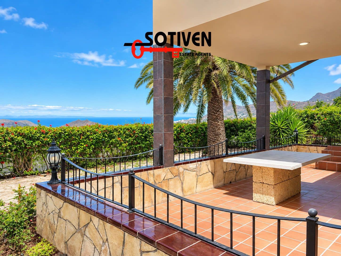 5 bedroom Villa for sale in Valle de San Lorenzo with pool garage - € 895,000 (Ref: 10168269)