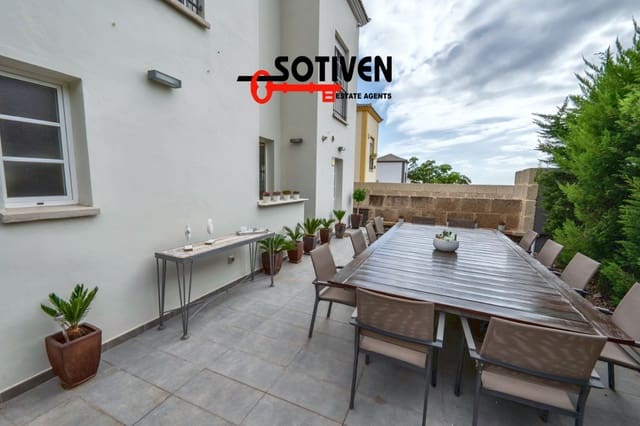 4 soverom Villa til salgs i El Madroñal, Adeje med svømmebasseng garasje - € 1 599 000 (Ref: 10168271)