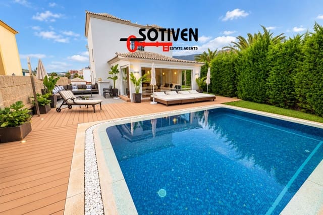4 soverom Villa til salgs i El Madroñal, Adeje med svømmebasseng garasje - € 1 599 000 (Ref: 10168271)