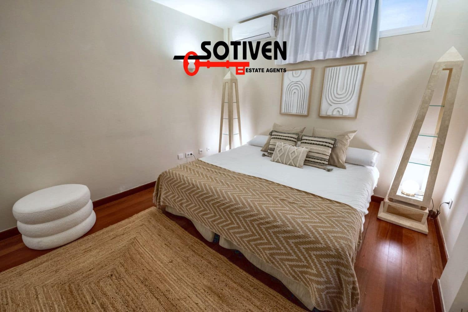4 soverom Villa til salgs i El Madronal med svømmebasseng garasje - € 1 599 000 (Ref: 10168271)