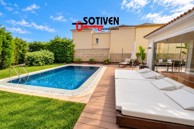 4 soverom Villa til salgs i El Madroñal, Adeje med svømmebasseng garasje - € 1 599 000 (Ref: 10168271)