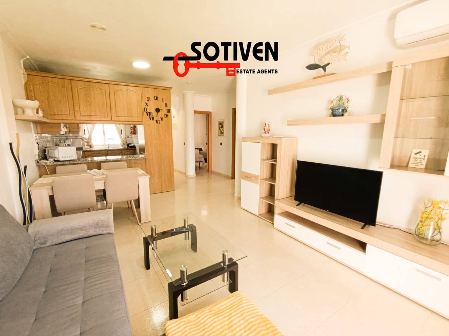 2 slaapkamer Appartement te huur in Torviscas met zwembad - € 1.600 (Ref: 10182663)