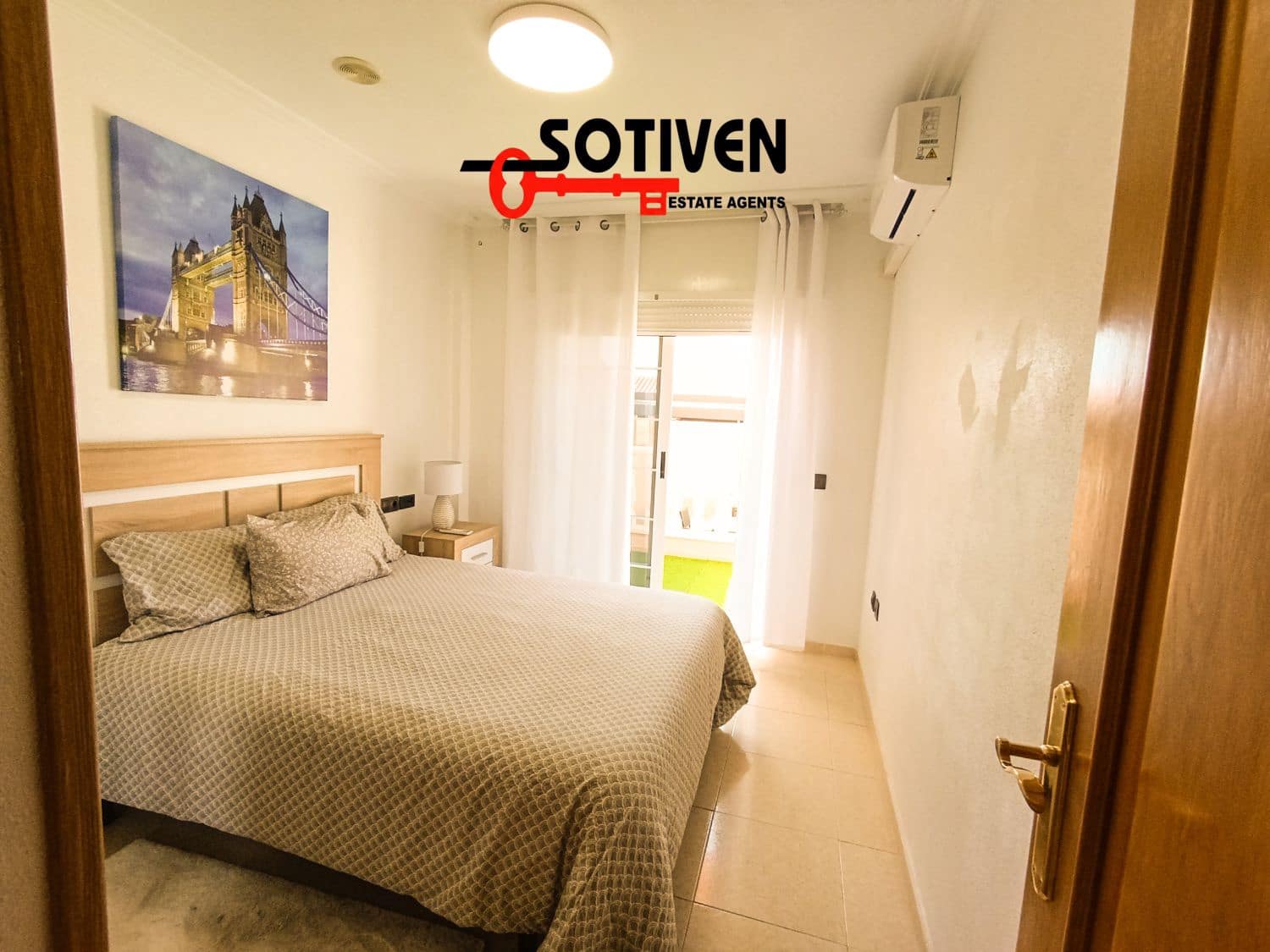 2 slaapkamer Appartement te huur in Torviscas met zwembad - € 1.600 (Ref: 10182663)