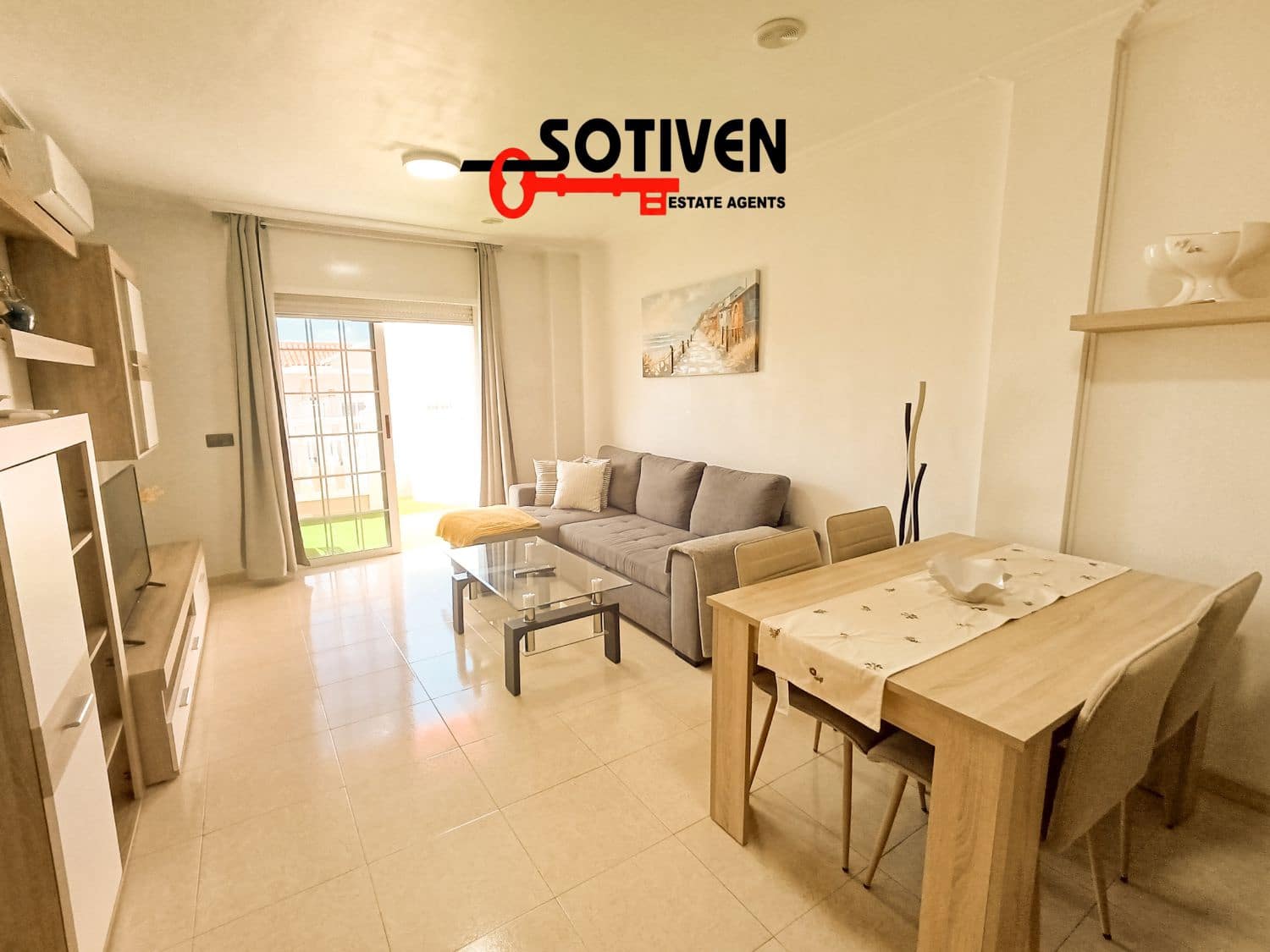 2 slaapkamer Appartement te huur in Torviscas met zwembad - € 1.600 (Ref: 10182663)