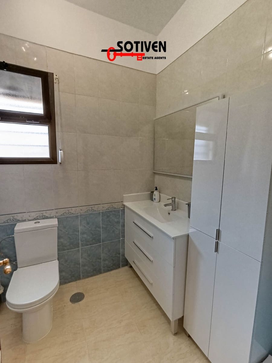 2 soveværelse Lejlighed til leje i Adeje med swimmingpool garage - € 1.650 (Ref: 10184324)