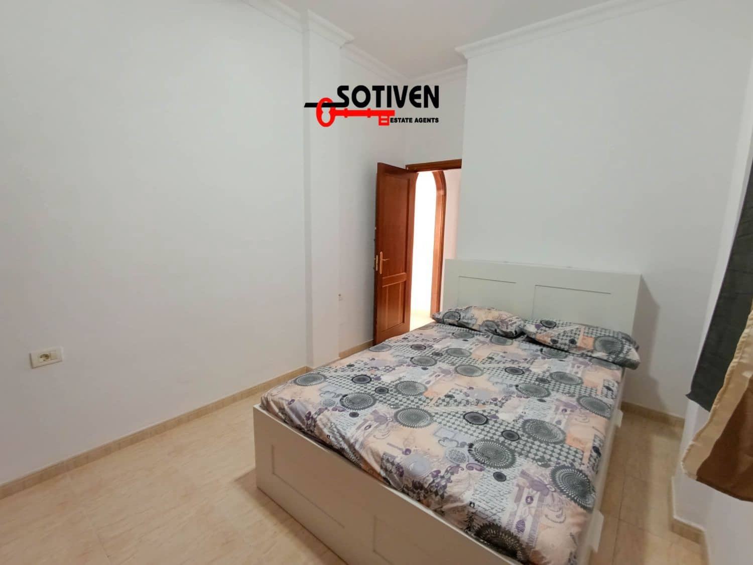 2 soveværelse Lejlighed til leje i Adeje med swimmingpool garage - € 1.650 (Ref: 10184324)